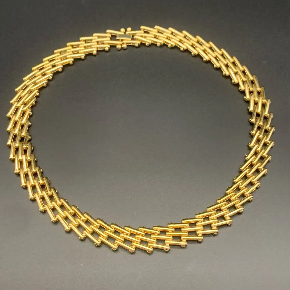 Vintage Gold Tone Gate Link Necklace